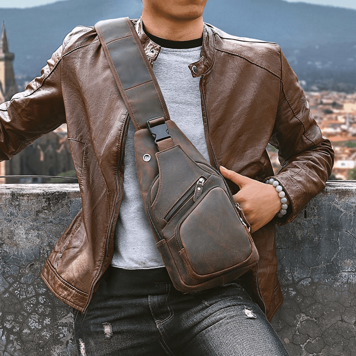 Types Of Bag Every Man Should Have On His Shoulder