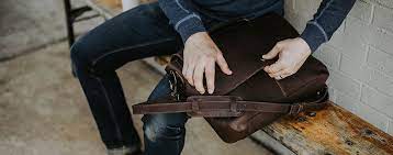 The Best Men's Leather Work Bags for the 2022 Professional