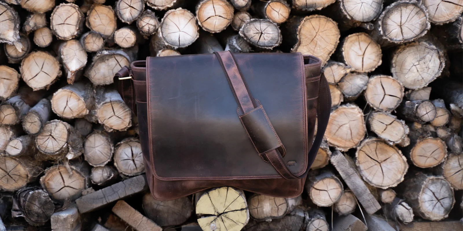 7 Essential Leather Satchels for the Stylish and Successful Man in 2023