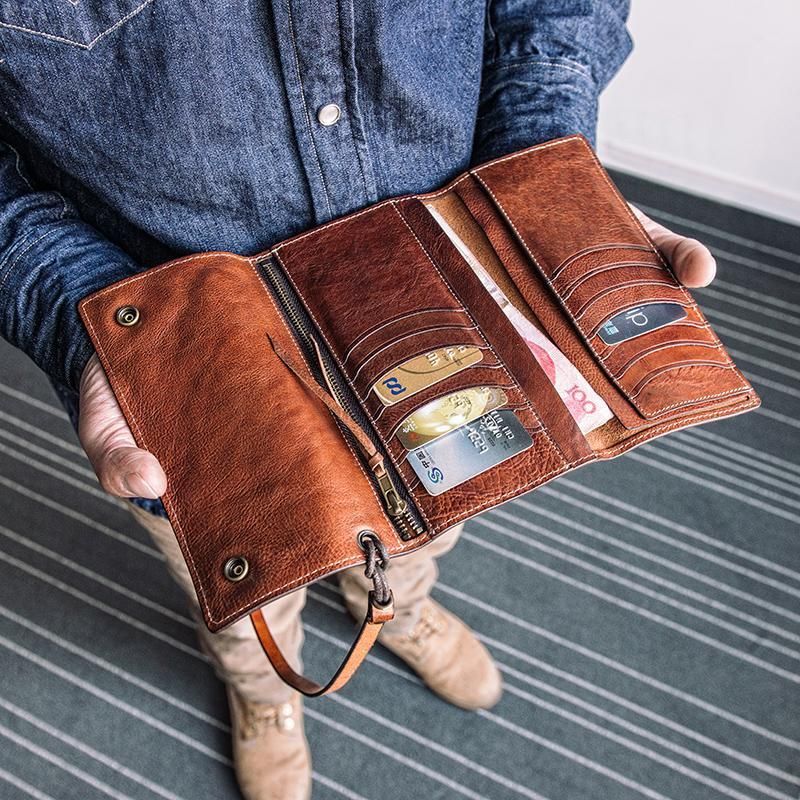 Elevate Your Style: Top Trends in Leather Wallet Designs for 2024